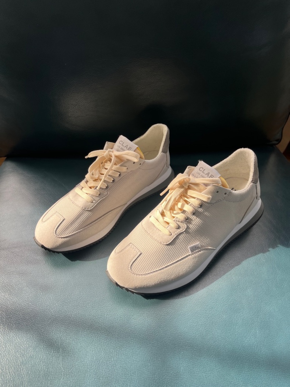 Clae size 40.5 “Runyon” Grey Retro Style Low-Top Sneakers